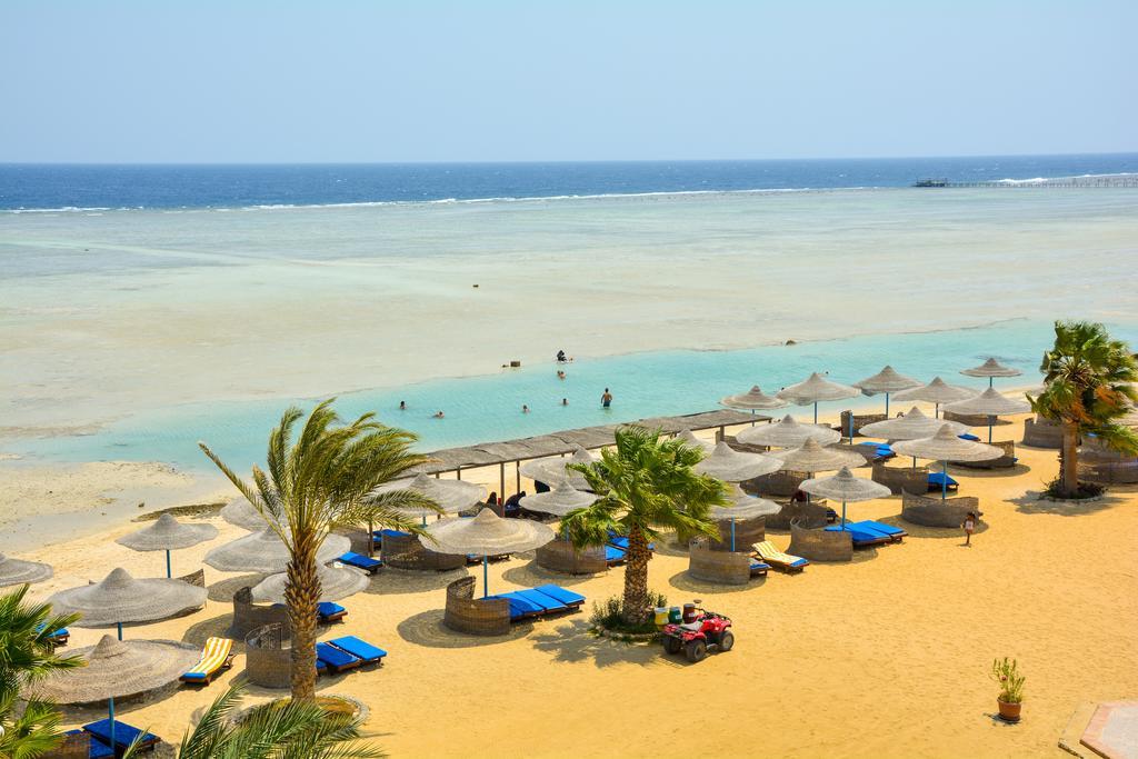 Blue Reef Red Sea Resort Marsza Alam Kültér fotó